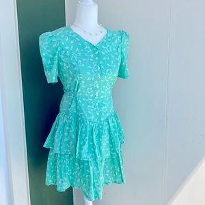 Vintage 70s 80s Pastel Green and White Floral Ruffled Dress